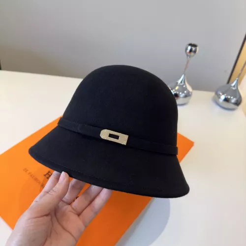 Hermes Caps #1378520