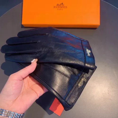 Cheap Hermes Gloves For Men #1379017 Replica Wholesale [$52.00 USD] [ITEM#1379017] on Replica Hermes Gloves