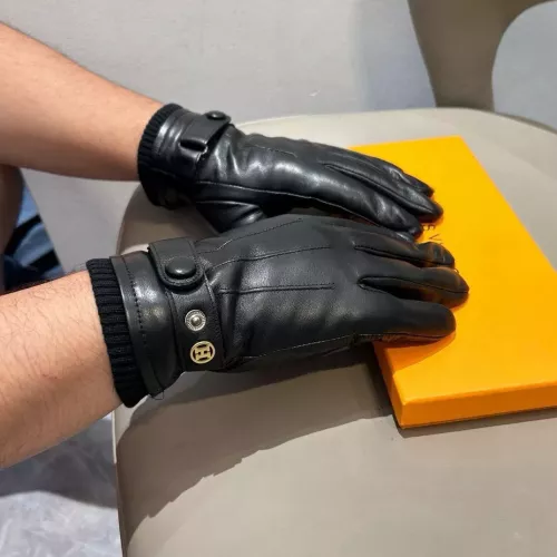 Cheap Hermes Gloves For Men #1379018 Replica Wholesale [$56.00 USD] [ITEM#1379018] on Replica Hermes Gloves
