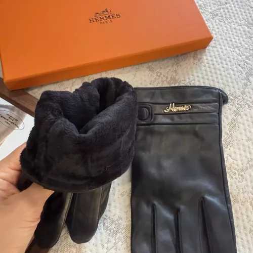 Cheap Hermes Gloves For Men #1379019 Replica Wholesale [$56.00 USD] [ITEM#1379019] on Replica Hermes Gloves