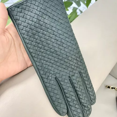 Cheap Bottega Veneta BV Gloves For Women #1379055 Replica Wholesale [$68.00 USD] [ITEM#1379055] on Replica Bottega Veneta BV Gloves