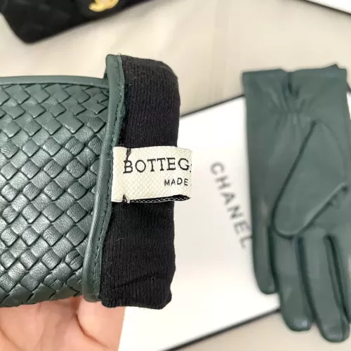 Cheap Bottega Veneta BV Gloves For Women #1379055 Replica Wholesale [$68.00 USD] [ITEM#1379055] on Replica Bottega Veneta BV Gloves