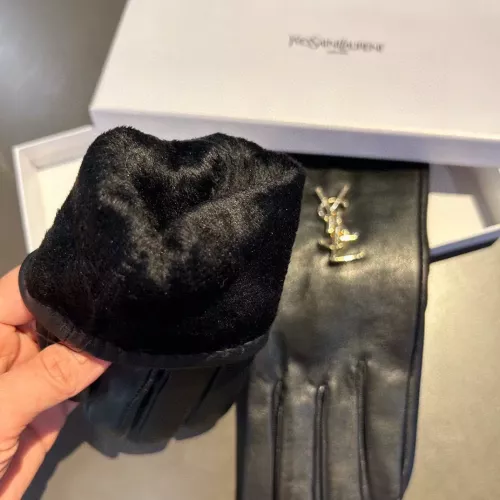 Cheap Yves Saint Laurent Gloves For Women #1379069 Replica Wholesale [$48.00 USD] [ITEM#1379069] on Replica Yves Saint Laurent Gloves