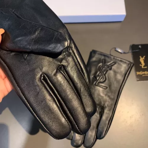 Cheap Yves Saint Laurent Gloves For Women #1379090 Replica Wholesale [$42.00 USD] [ITEM#1379090] on Replica Yves Saint Laurent Gloves