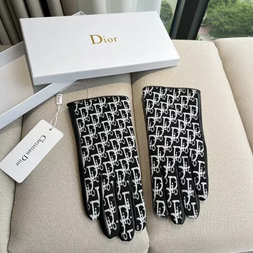Christian Dior Gloves For Women #1379136