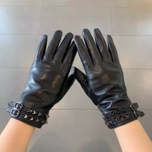 Cheap Valentino Gloves For Women #1379163 Replica Wholesale [$45.00 USD] [ITEM#1379163] on Replica Valentino Gloves