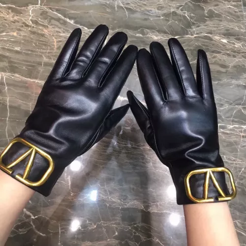 Cheap Valentino Gloves For Women #1379164 Replica Wholesale [$48.00 USD] [ITEM#1379164] on Replica Valentino Gloves