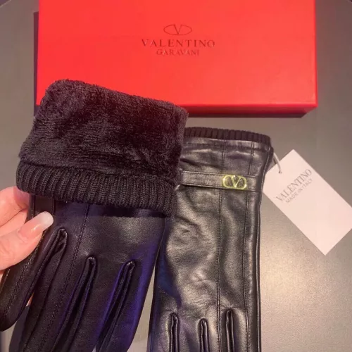 Cheap Valentino Gloves For Women #1379165 Replica Wholesale [$48.00 USD] [ITEM#1379165] on Replica Valentino Gloves