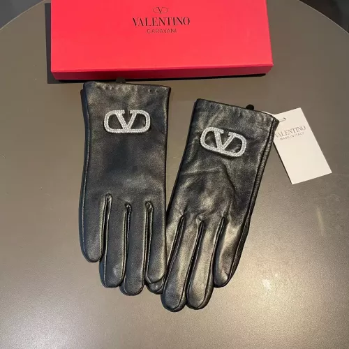 Cheap Valentino Gloves For Women #1379170 Replica Wholesale [$64.00 USD] [ITEM#1379170] on Replica Valentino Gloves