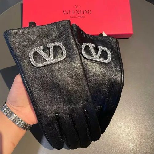 Cheap Valentino Gloves For Women #1379170 Replica Wholesale [$64.00 USD] [ITEM#1379170] on Replica Valentino Gloves