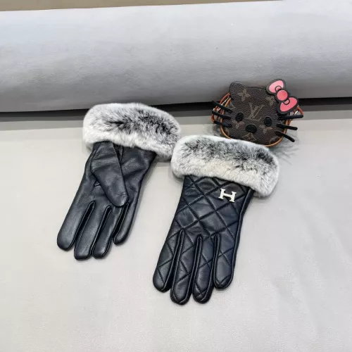 Cheap Hermes Gloves For Women #1379184 Replica Wholesale [$52.00 USD] [ITEM#1379184] on Replica Hermes Gloves