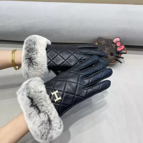 Cheap Hermes Gloves For Women #1379184 Replica Wholesale [$52.00 USD] [ITEM#1379184] on Replica Hermes Gloves