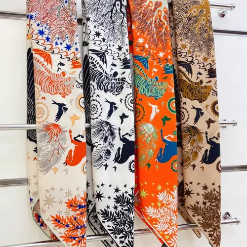 Cheap Hermes Silk Squares #1379427 Replica Wholesale [$85.00 USD] [ITEM#1379427] on Replica Hermes Scarf