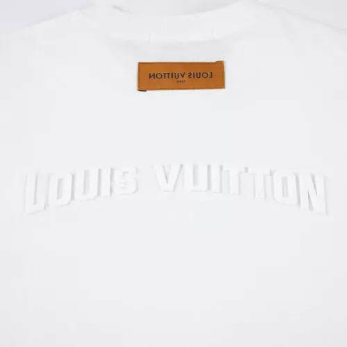 Cheap Louis Vuitton LV T-Shirts Short Sleeved For Unisex #1379585 Replica Wholesale [$42.00 USD] [ITEM#1379585] on Replica Louis Vuitton LV T-Shirts