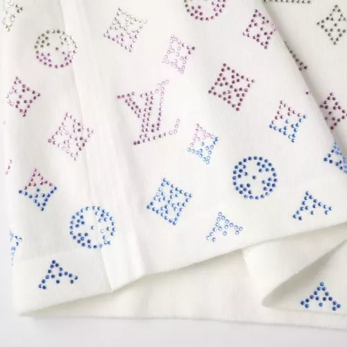 Cheap Louis Vuitton LV T-Shirts Short Sleeved For Unisex #1379602 Replica Wholesale [$60.00 USD] [ITEM#1379602] on Replica Louis Vuitton LV T-Shirts