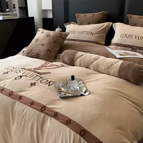 Cheap Louis Vuitton Bedding #1380535 Replica Wholesale [$140.00 USD] [ITEM#1380535] on Replica Louis Vuitton Bedding