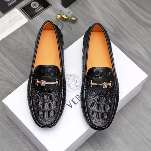 Versace Leather Shoes For Men #1380608