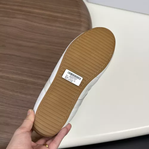 Cheap Givenchy Casual Shoes For Men #1381048 Replica Wholesale [$76.00 USD] [ITEM#1381048] on Replica Givenchy Casual Shoes