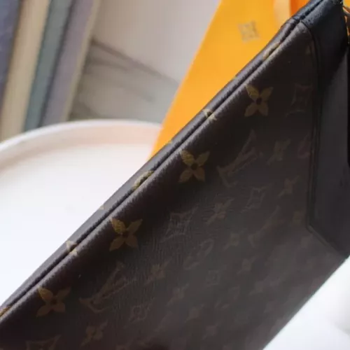 Cheap Louis Vuitton AAA Quality Daily Pouches For Unisex #1381183 Replica Wholesale [$102.00 USD] [ITEM#1381183] on Replica Louis Vuitton AAA Quality Pouches