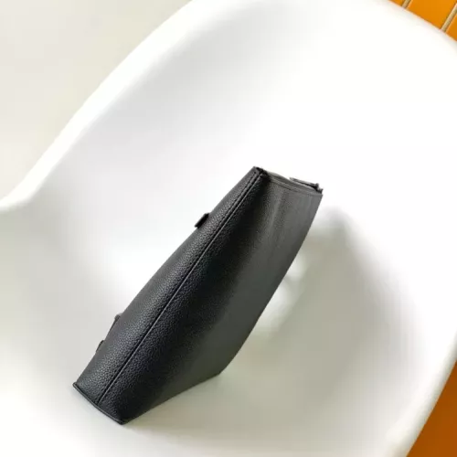 Cheap Louis Vuitton AAA Quality Daily Pouches For Unisex #1381225 Replica Wholesale [$125.00 USD] [ITEM#1381225] on Replica Louis Vuitton AAA Quality Pouches