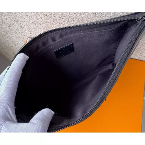 Cheap Louis Vuitton AAA Quality Daily Pouches For Unisex #1381251 Replica Wholesale [$98.00 USD] [ITEM#1381251] on Replica Louis Vuitton AAA Quality Pouches