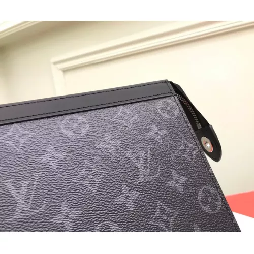 Cheap Louis Vuitton AAA Quality Toilet Pouches For Unisex #1381305 Replica Wholesale [$72.00 USD] [ITEM#1381305] on Replica Louis Vuitton AAA Quality Pouches