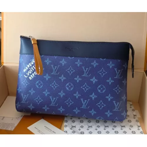Louis Vuitton AAA Quality Toilet Pouches For Unisex #1381316