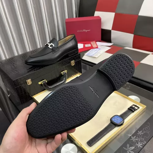 Cheap Salvatore Ferragamo Leather Shoes For Men #1381468 Replica Wholesale [$108.00 USD] [ITEM#1381468] on Replica Salvatore Ferragamo Leather Shoes