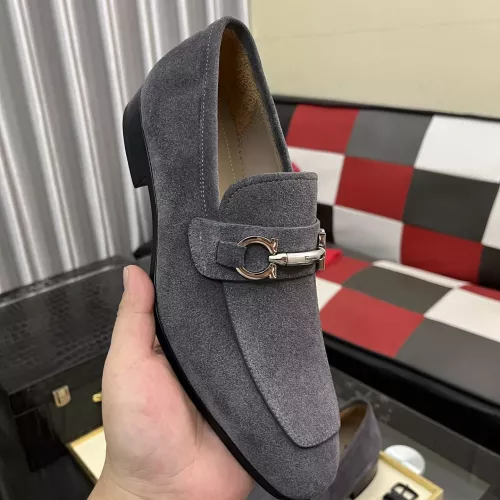 Cheap Salvatore Ferragamo Leather Shoes For Men #1381480 Replica Wholesale [$108.00 USD] [ITEM#1381480] on Replica Salvatore Ferragamo Leather Shoes