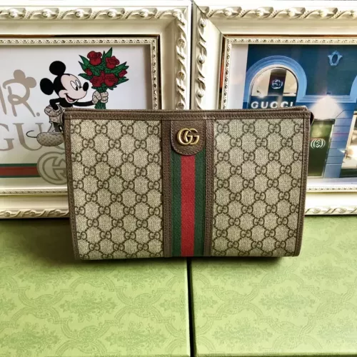 Gucci AAA Man Wallets #1381637