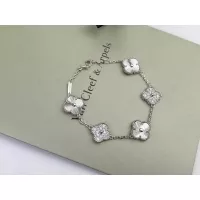 Cheap Van Cleef &amp; Arpels Bracelets For Women #1373140 Replica Wholesale [$34.00 USD] [ITEM#1373140] on Replica Van Cleef &amp; Arpels Bracelets