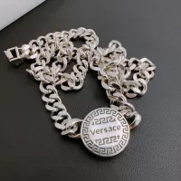 Cheap Versace Necklaces For Unisex #1373622 Replica Wholesale [$60.00 USD] [ITEM#1373622] on Replica Versace Necklaces