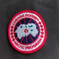 Cheap Canada Goose Down Feather Coat Long Sleeved For Women #1374549 Replica Wholesale [$205.00 USD] [ITEM#1374549] on Replica Canada Goose Down Feather Coat