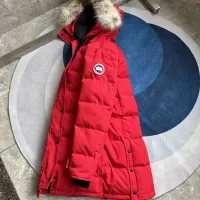 Cheap Canada Goose Down Feather Coat Long Sleeved For Women #1374631 Replica Wholesale [$160.00 USD] [ITEM#1374631] on Replica Canada Goose Down Feather Coat