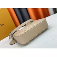 Cheap Louis Vuitton AAA Quality Messenger Bags For Women #1376329 Replica Wholesale [$68.00 USD] [ITEM#1376329] on Replica Louis Vuitton AAA Quality Messenger Bags