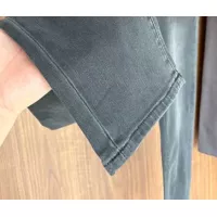 Cheap Versace Jeans For Men #1376346 Replica Wholesale [$48.00 USD] [ITEM#1376346] on Replica Versace Jeans