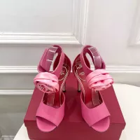Cheap Valentino Sandal For Women #1376579 Replica Wholesale [$122.00 USD] [ITEM#1376579] on Replica Valentino Sandal