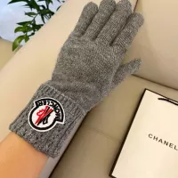 Cheap Moncler Gloves #1377818 Replica Wholesale [$38.00 USD] [ITEM#1377818] on Replica Moncler Gloves