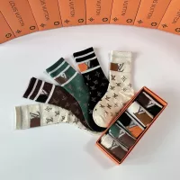 Cheap Louis Vuitton LV Socks #1378363 Replica Wholesale [$29.00 USD] [ITEM#1378363] on Replica Louis Vuitton LV Socks