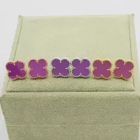 Cheap Van Cleef &amp; Arpels Earrings For Women #1378598 Replica Wholesale [$25.00 USD] [ITEM#1378598] on Replica Van Cleef &amp; Arpels Earrings