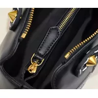 Cheap Fendi AAA Quality Messenger Bags For Women #1380700 Replica Wholesale [$160.00 USD] [ITEM#1380700] on Replica Fendi AAA Quality Messenger Bags