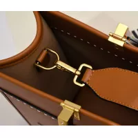 Cheap Fendi AAA Quality Handbags For Women #1380718 Replica Wholesale [$160.00 USD] [ITEM#1380718] on Replica Fendi AAA Quality Handbags