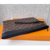 Cheap Louis Vuitton AAA Quality Daily Pouches For Unisex #1381251 Replica Wholesale [$98.00 USD] [ITEM#1381251] on Replica Louis Vuitton AAA Quality Pouches