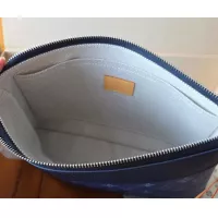 Cheap Louis Vuitton AAA Quality Toilet Pouches For Unisex #1381316 Replica Wholesale [$115.00 USD] [ITEM#1381316] on Replica Louis Vuitton AAA Quality Pouches