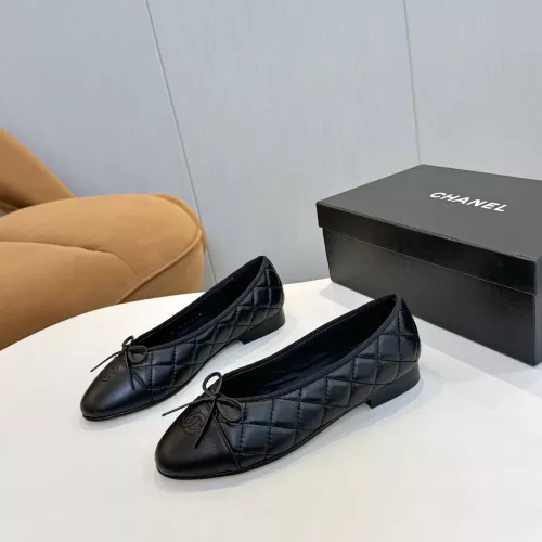Chanel Flat Shoes For Women #1382069