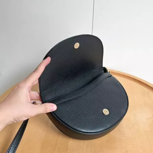 Cheap Gucci AAA Quality Messenger Bags For Women #1382102 Replica Wholesale [$64.00 USD] [ITEM#1382102] on Replica Gucci AAA Quality Messenger Bags