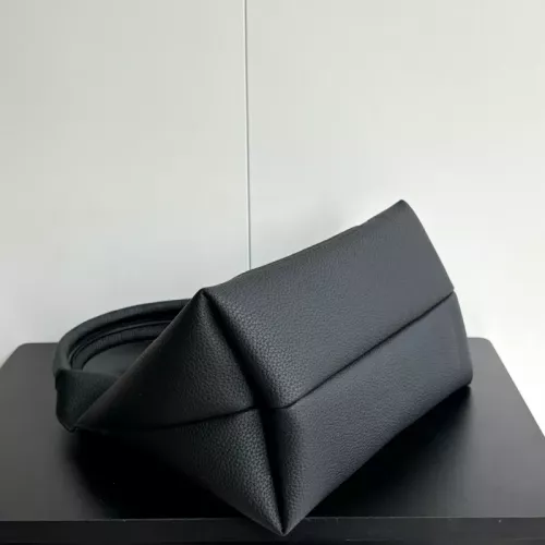 Cheap Gucci AAA Quality Handbags For Women #1382164 Replica Wholesale [$76.00 USD] [ITEM#1382164] on Replica Gucci AAA Quality Handbags