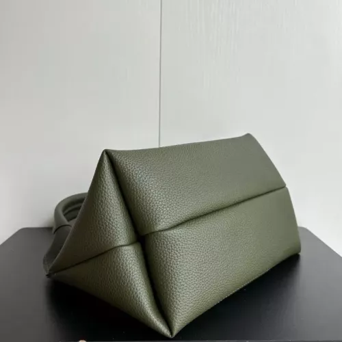 Cheap Gucci AAA Quality Handbags For Women #1382166 Replica Wholesale [$76.00 USD] [ITEM#1382166] on Replica Gucci AAA Quality Handbags