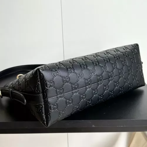 Cheap Gucci AAA Quality Shoulder Bags For Women #1382297 Replica Wholesale [$92.00 USD] [ITEM#1382297] on Replica Gucci AAA Quality Shoulder Bags