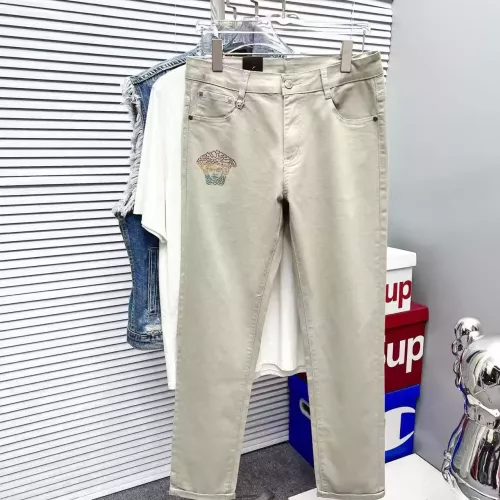 Cheap Versace Jeans For Men #1382879 Replica Wholesale [$68.00 USD] [ITEM#1382879] on Replica Versace Jeans